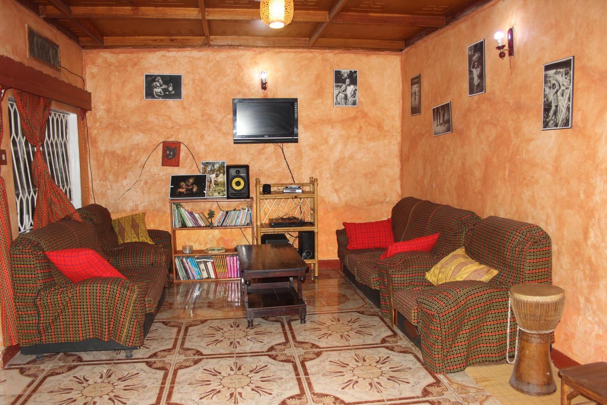 Amahoro Guest House Ruhengeri Exterior photo